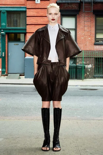 Look 26